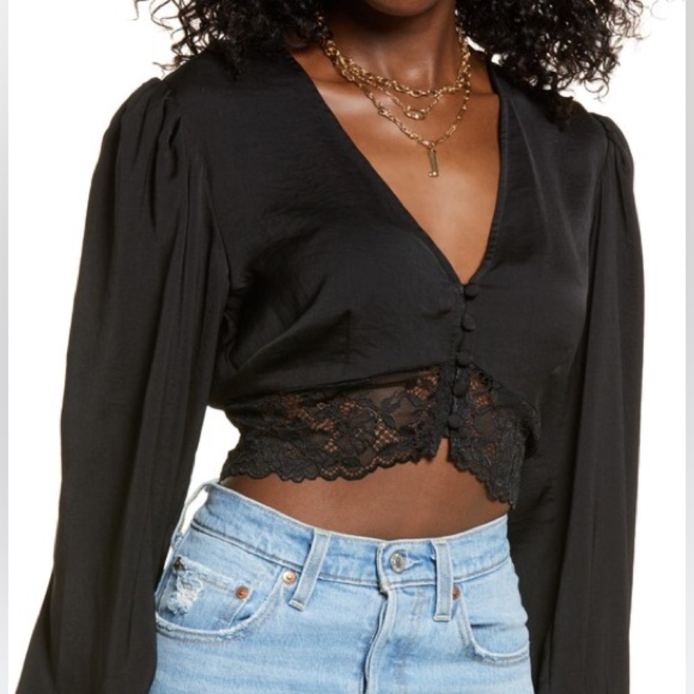 Nordstrom Black Satin Puff Sleeve Lace Trim V-Neck Crop Top Size XS - Picture 2 of 10